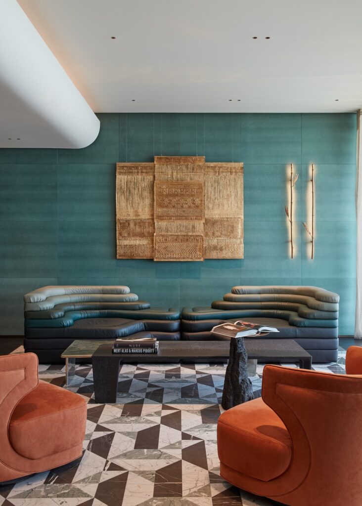 Eclectic Flair 1 2 Bulgari Etereo