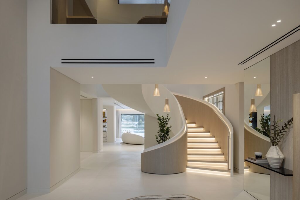 Spatial Poise 1 LTV Entrance Hall 03