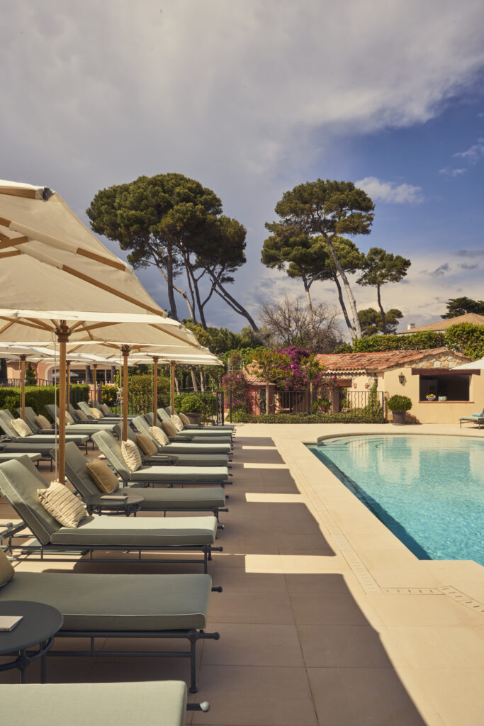 Villa Miraé Reimagined: Maison Numéro 20 Brings Timeless Elegance to Cap d’Antibes 1 APR Oscar Lucien Ono Maison Numero 20 VILLA MIRAE ©Alexandre Tabaste 013