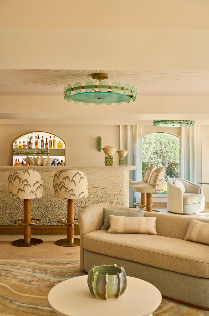 Villa Miraé Reimagined: Maison Numéro 20 Brings Timeless Elegance to Cap d’Antibes 8 APR Oscar Lucien Ono Maison Numero 20 VILLA MIRAE ©Alexandre Tabaste 018