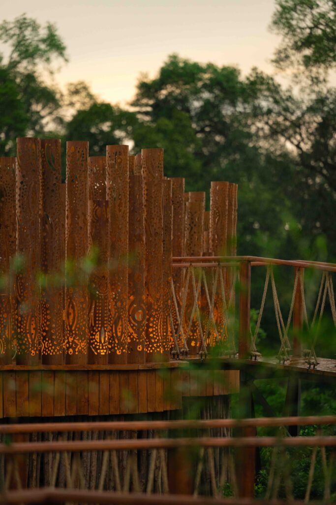 Above the Treetops, Into the Wild: A New Vision of Safari Design 11 LWDesign RitzCarltonMasaiMara NateleeCocks 047