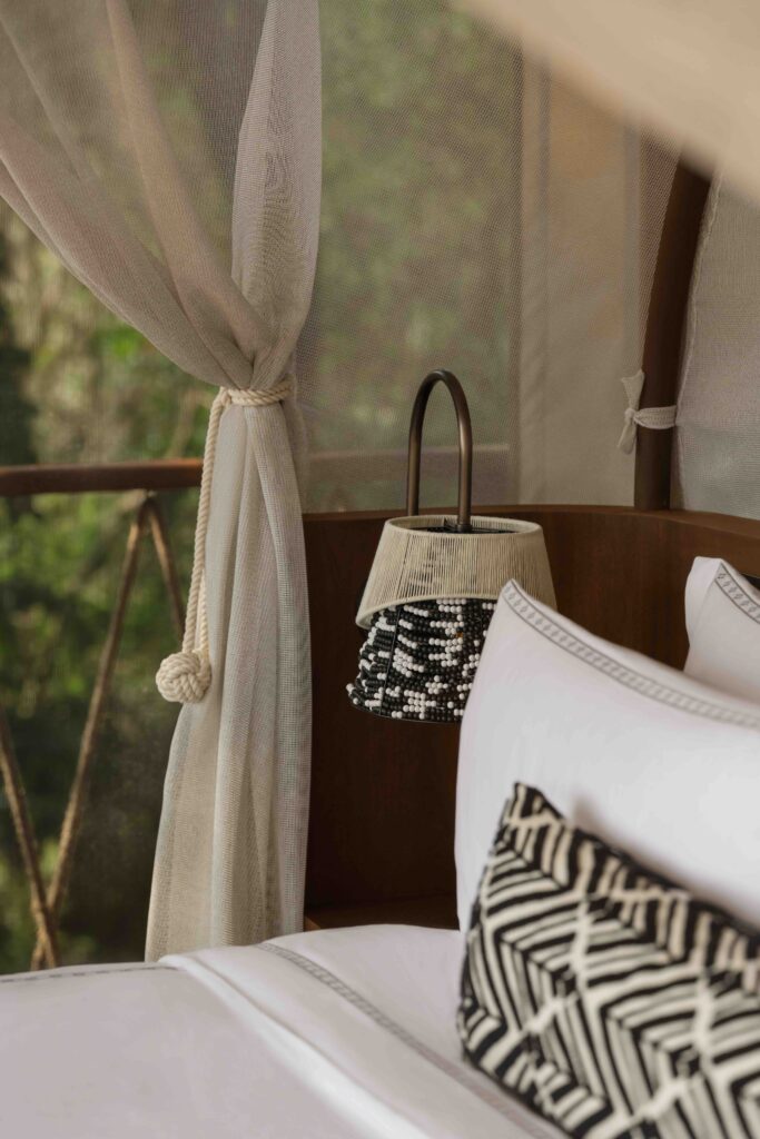 Above the Treetops, Into the Wild: A New Vision of Safari Design 6 LWDesign RitzCarltonMasaiMara NateleeCocks 094