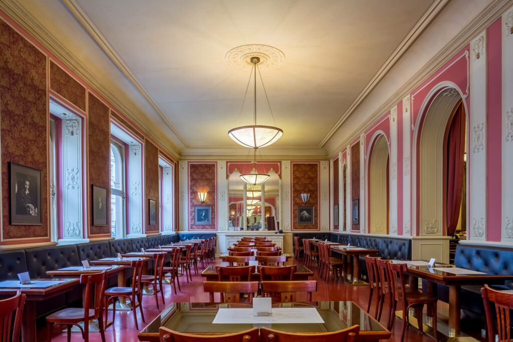 cafe louvre prague