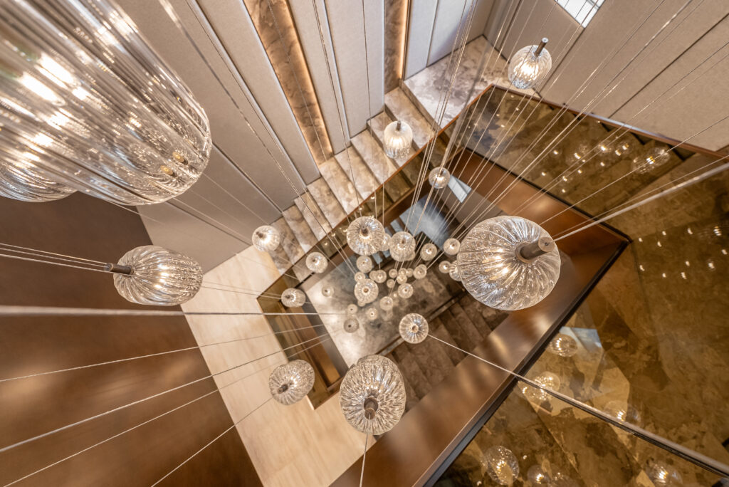 Villa Imperiale in Dubai: Maximalist Interior Design by Etereo 3 05