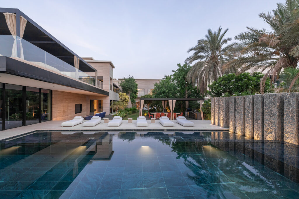 Villa Imperiale in Dubai: Maximalist Interior Design by Etereo 10 5