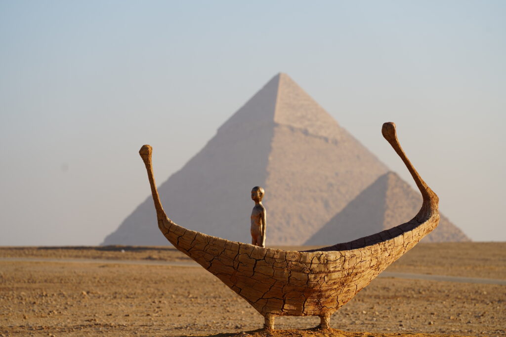 08 PS ART DEGYPTE FOREVER IS NOW .04 Vessel of Time by Jean Marie Appriou ©MO4