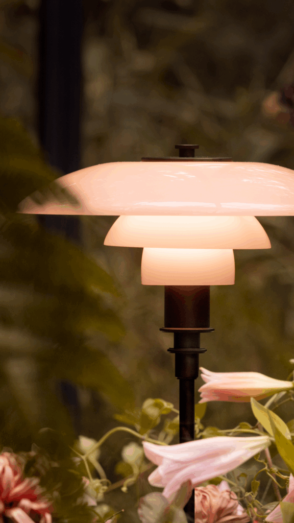 FB IG Carousel AW25 PH LimitedEdition 3 9x16 1