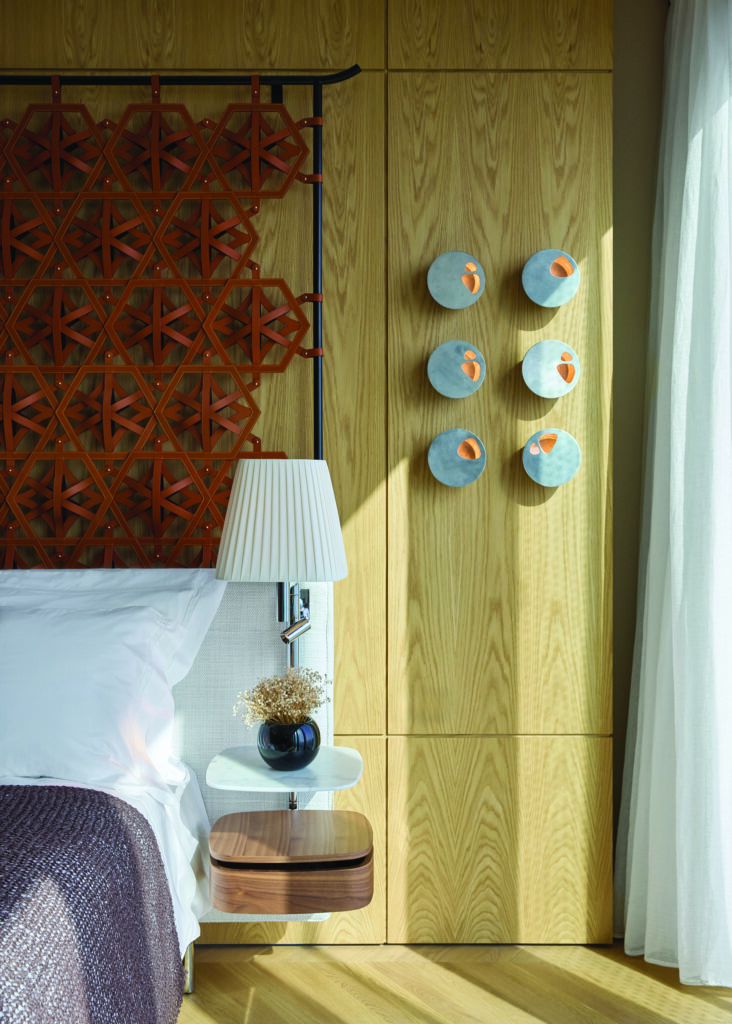 Against the Skyline: A Duplex by Nakkash Design Studio 8 9 Web size