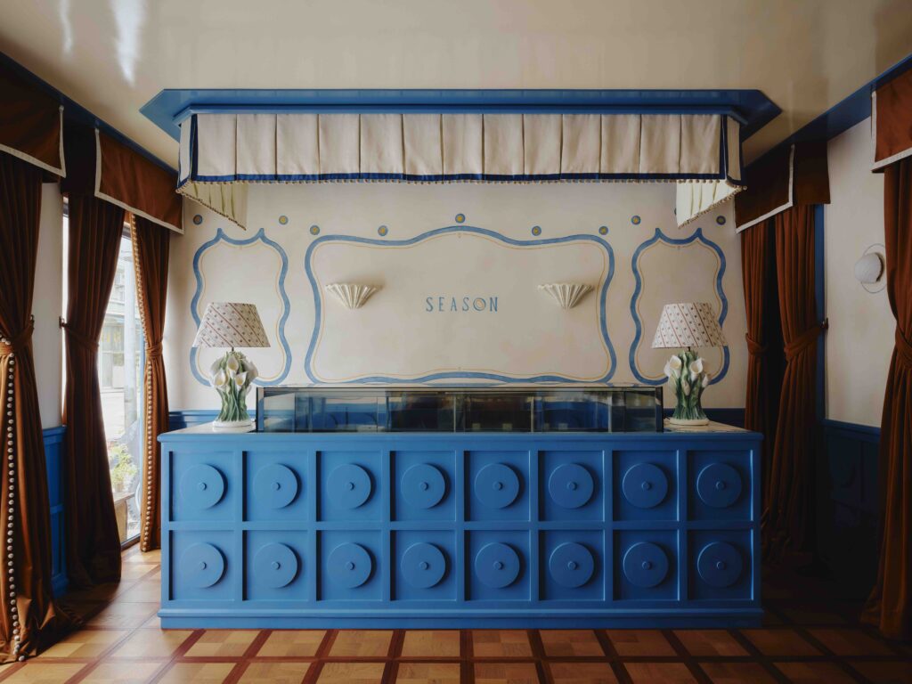 20. 06 02 25 Ecru Season079