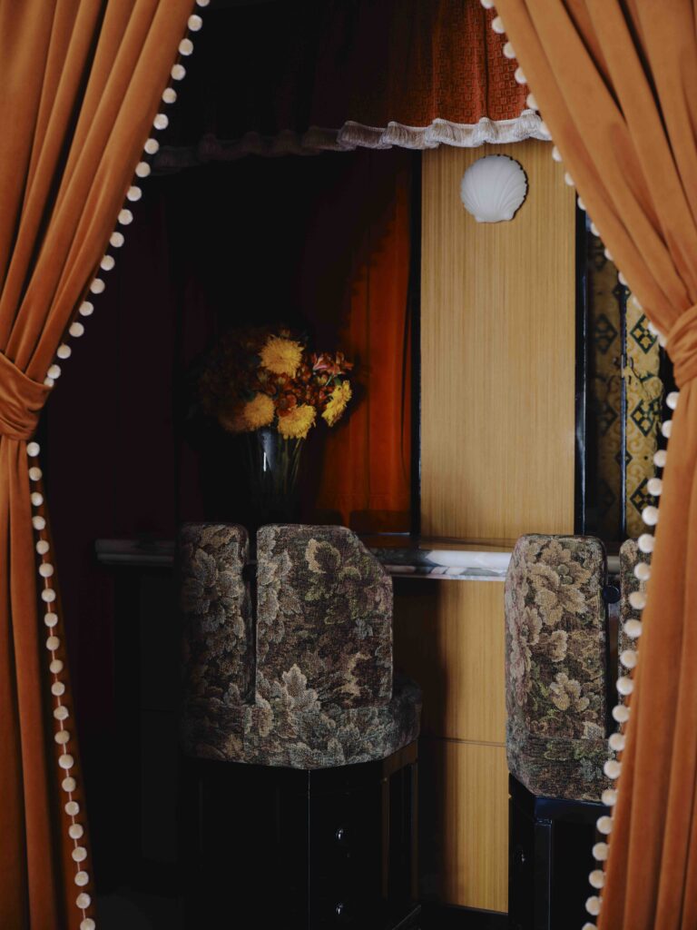 20. 06 02 25 Ecru Season104