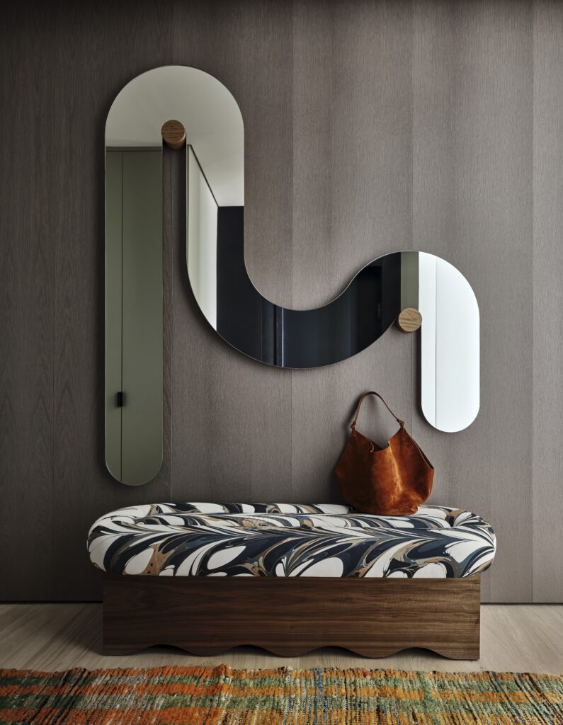 3. 2023 08 17 LucyHarris ReadMcKendree 0229 V1