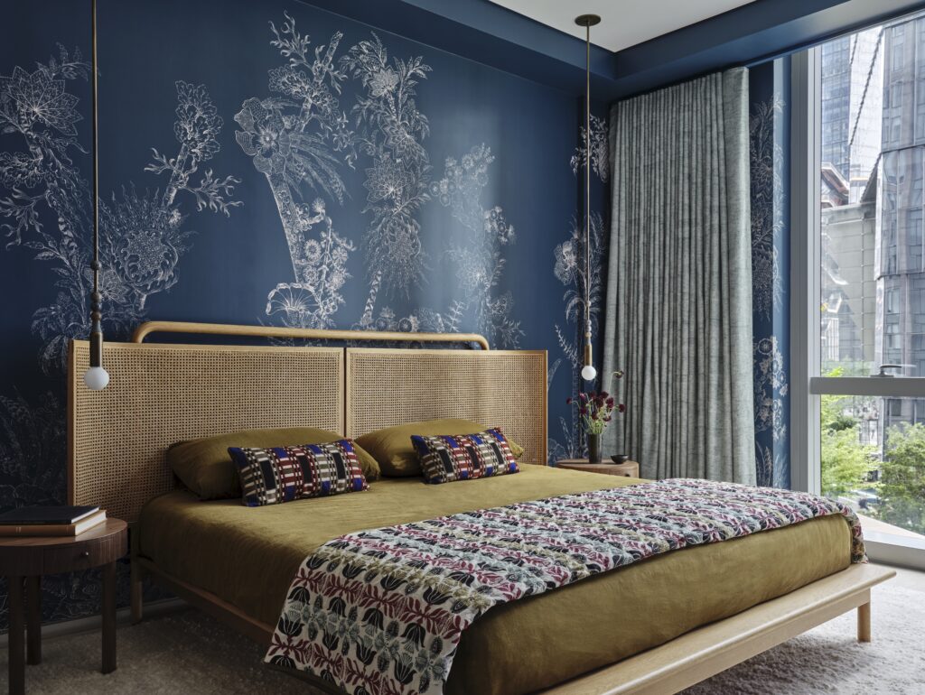 4. 2023 08 17 LucyHarris ReadMcKendree 0179 V1