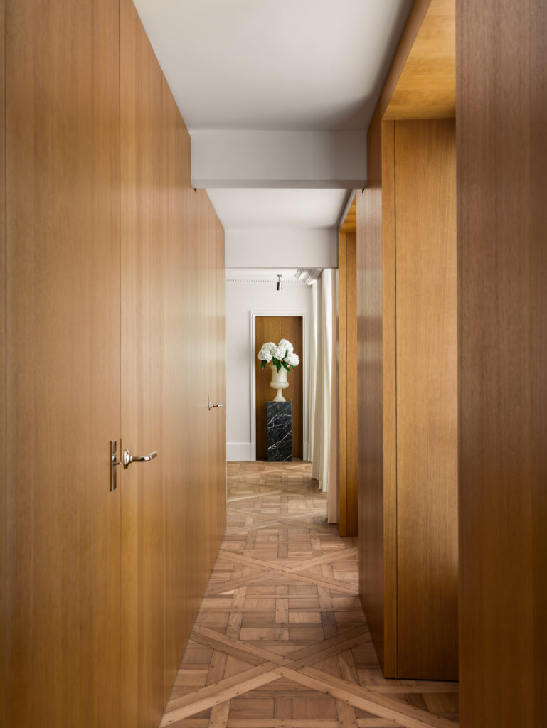 The Architecture of Dialogue: Beyond Haussmannian Systématisme 5 HDFER 00950 Modifier