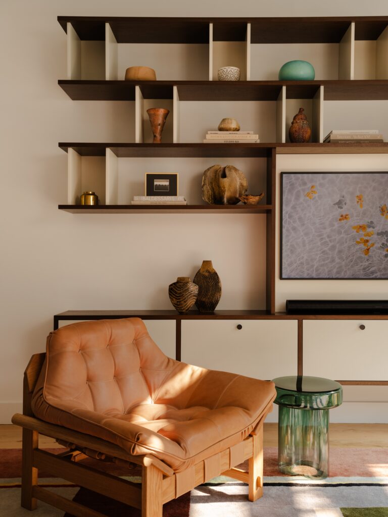 Between City and Sky: A Brooklyn Townhouse Shaped by Nature and Narrative 4 LHS BrianWFerry 20240816 172