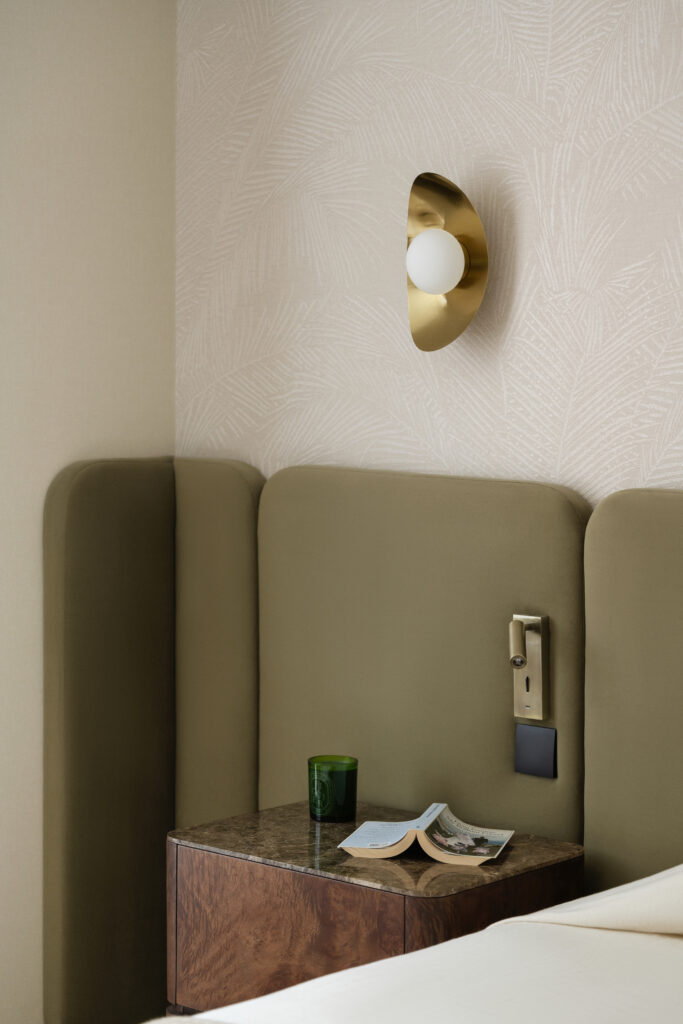 MasoomehHilalDesign TajResidence NateleeCocks 016