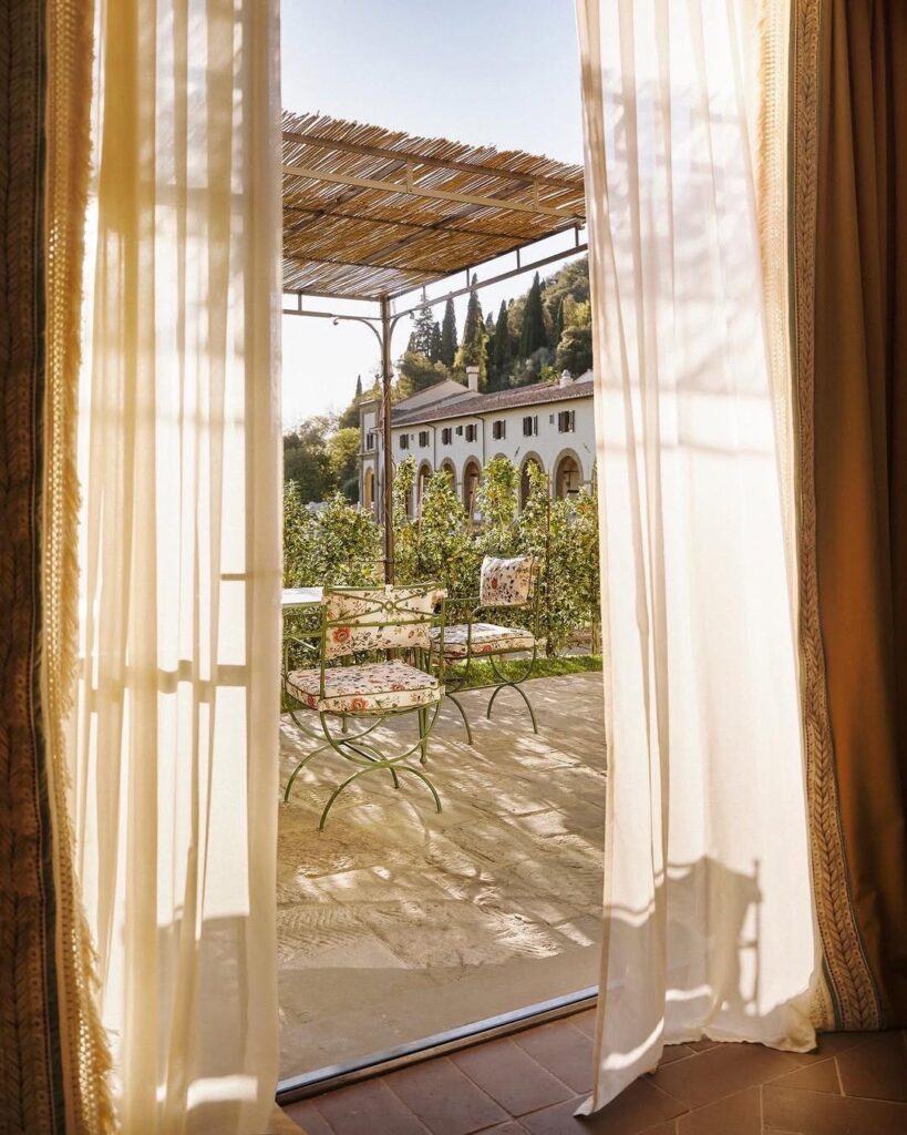 08843729 e948 43d8 94d2 69fc9e6505d8