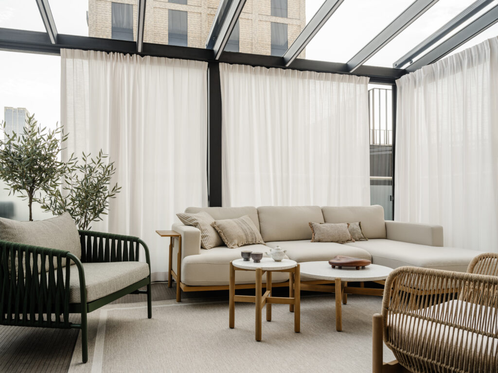 A Moscow Apartment Rooted in Korean Heritage and Contemporary Living 13 10. 024 DSCF5267