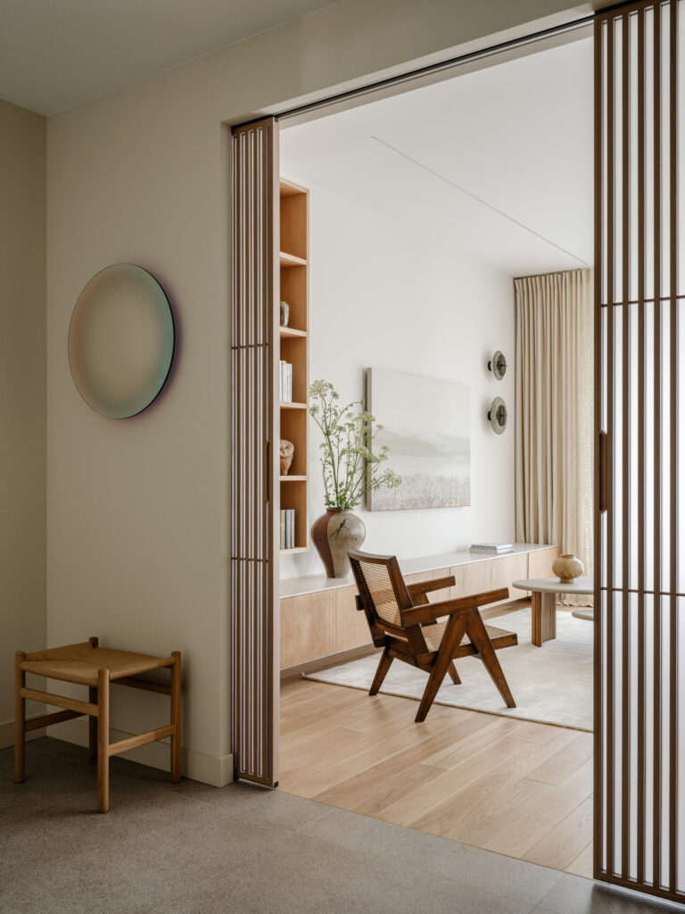 A Moscow Apartment Rooted in Korean Heritage and Contemporary Living 3 12. DSCF5112 2