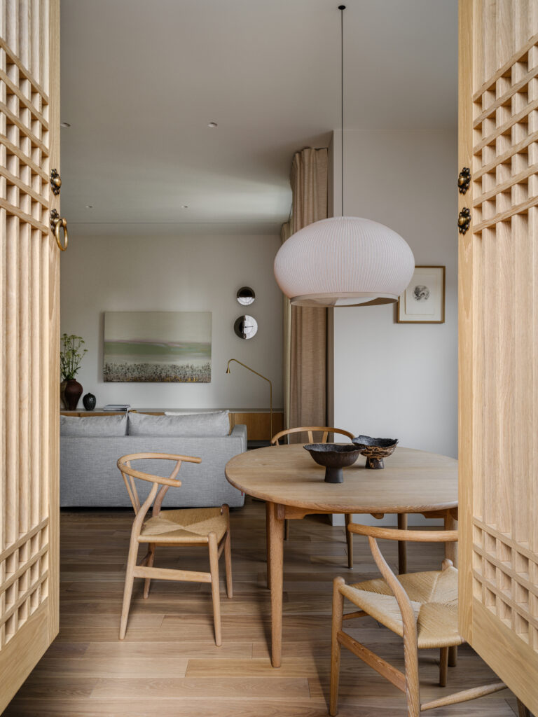 A Moscow Apartment Rooted in Korean Heritage and Contemporary Living 4 15. 023 DSCF5253