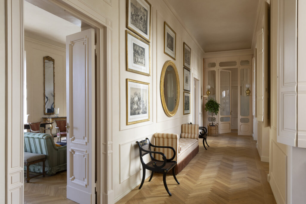 The Quiet Grandeur of a Florentine Palazzo Above the River 3 1400012
