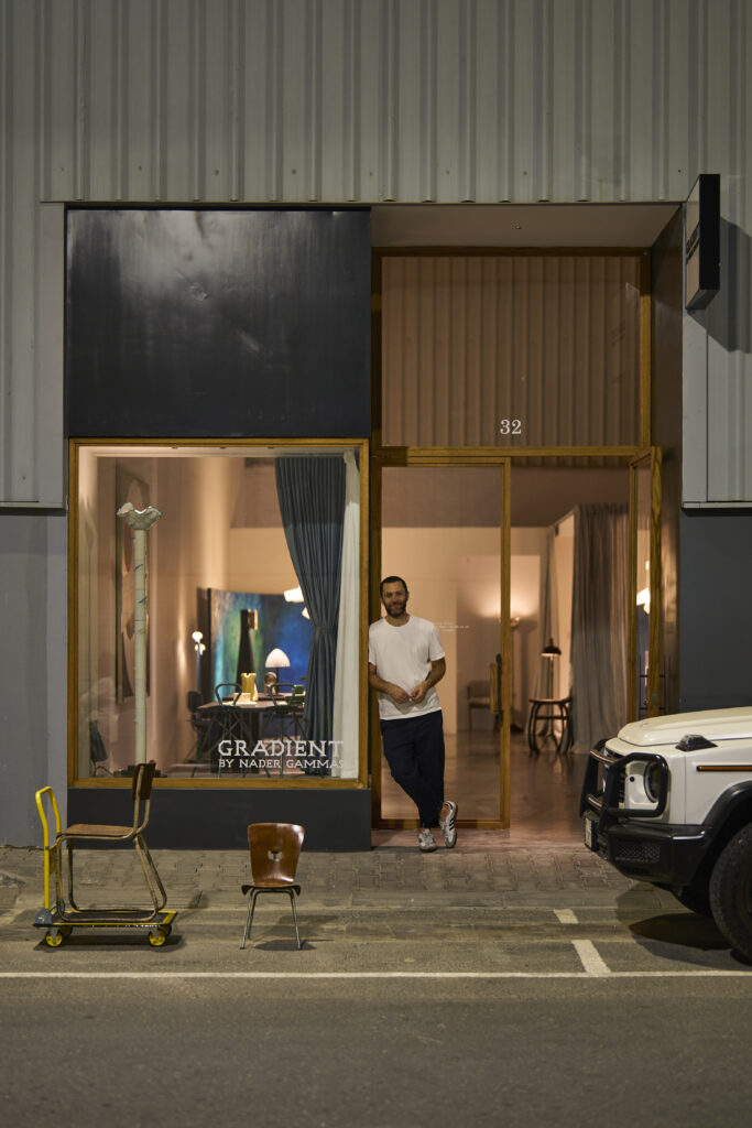 Gradient Gallery Front