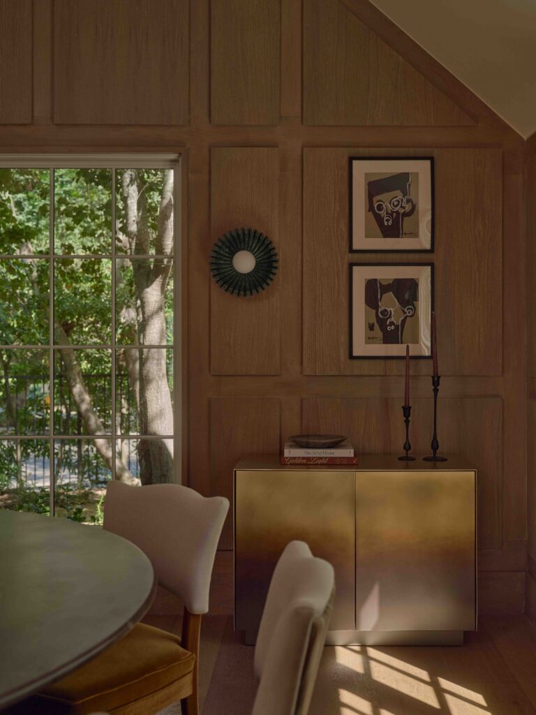 A Los Angeles Home Designed to Unfold Like a Well Loved Members’ Club 10 10. GGiD 4379