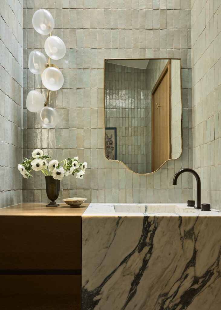 The House in the Woods That Glows Green at Night 21 11. Mudroom Powder 003
