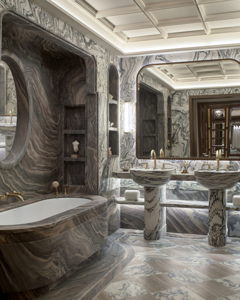 Venice, Reimagined: Inside Aline Asmar d’Amman’s Eight-Year Transformation of Palazzo Donà Giovannelli 17 APR Aline Asmar dAmman Palazzo Dona Giovannelli 41 Suite Bathroom ©Giulio Ghirardi