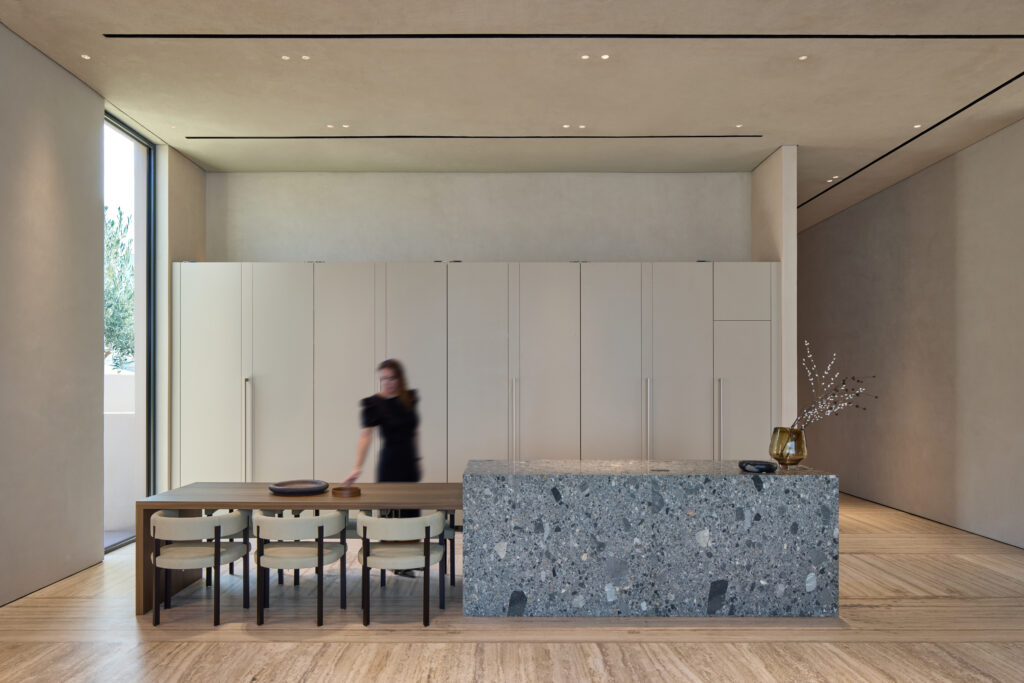 The Luxury of Restraint 4 DELFINA DESIGN VILLA BULGARI DUBAI KITCHEN CLOSED