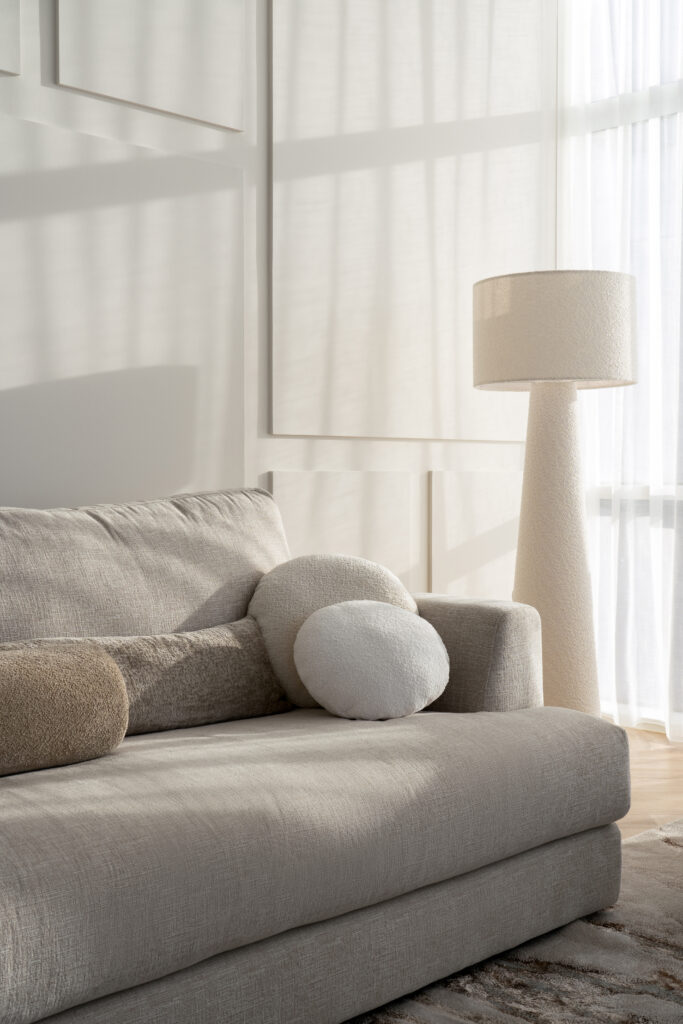Gulf State of Mind 3 DTD Noura Oasis Living Room 11