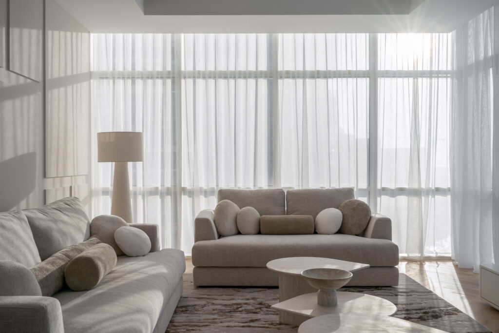 Gulf State of Mind 2 DTD Noura Oasis Living Room 7