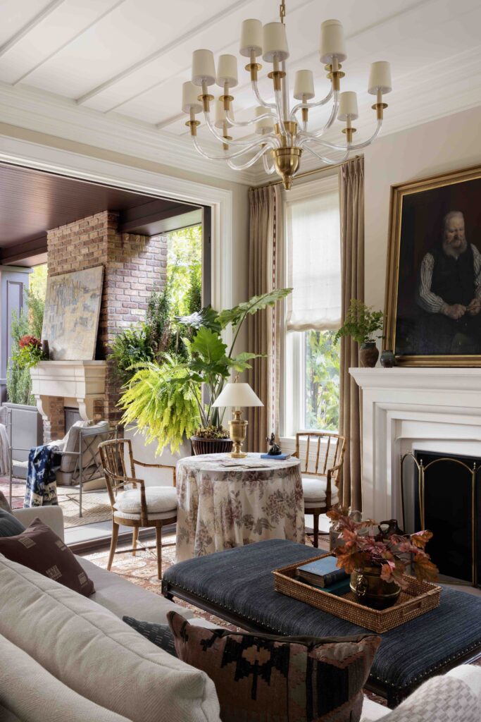 A Newly Built Vancouver House Designed to Feel Remembered 9 KDD SM FAMILY ROOM