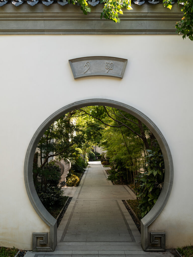 Architecture in Dialogue with Nature: Four Landscapes. Four Climates. One Shared Philosophy. 2 07 Majestic Mansion