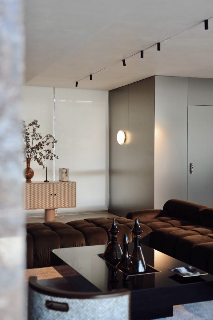 A Beirut Workspace Built on Materiality 2 24