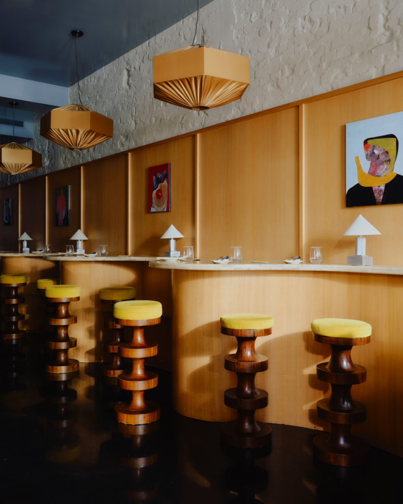 Ecru Studio orchestrates a dialogue between Taiwanese street culture and the European bistro 1 1 1