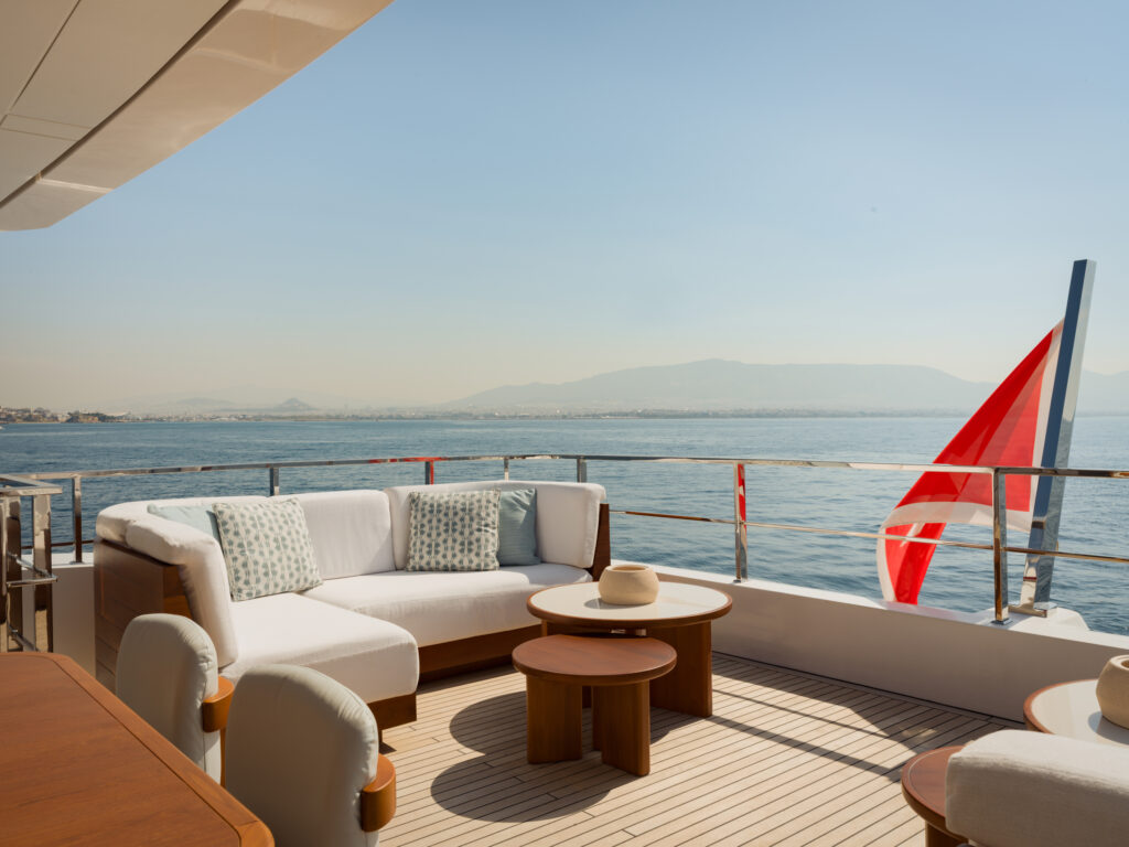 23 Bergman Design House MY Axious LR 34