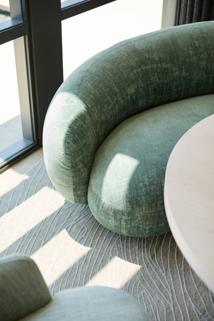 Joshua Rice Designs a Sprawling, Modern and Well Appointed Home in the Texas Hill Country 24 Breakfast Nook Detail 0025