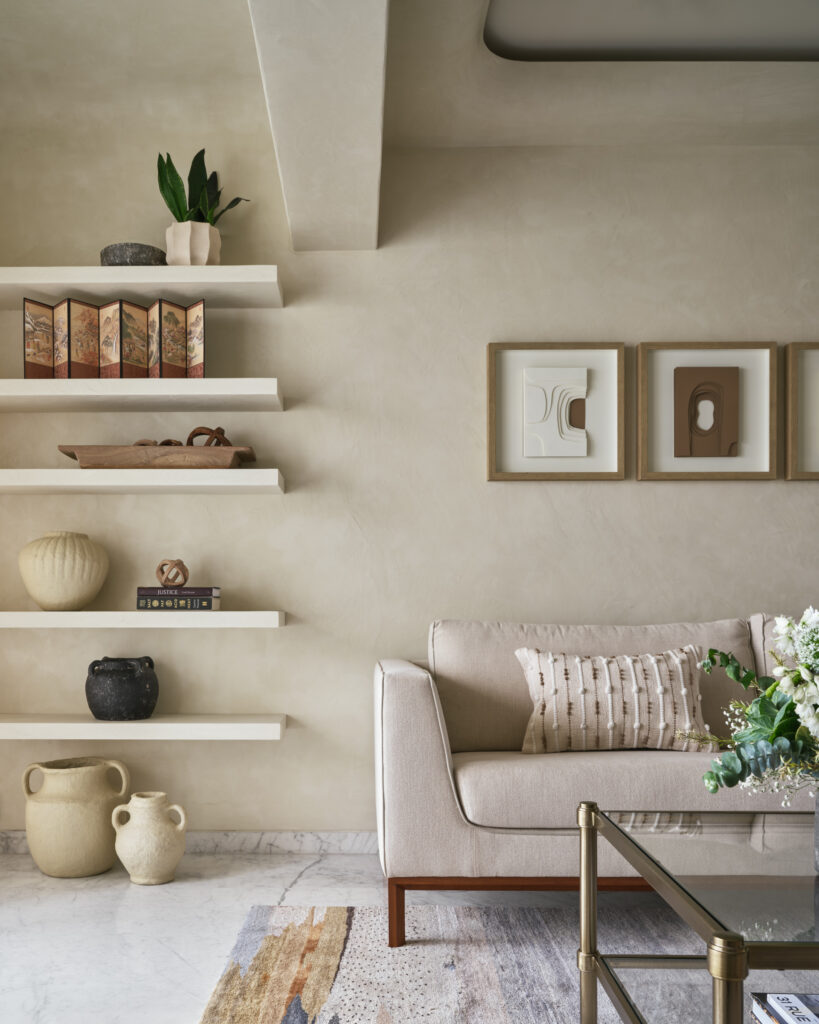 Aashni Kumar Brings Florentine Proportions to The Heritage House, a 1400 Square Foot Mumbai Apartment 10 The Heritage House Aashni Kumar14 2
