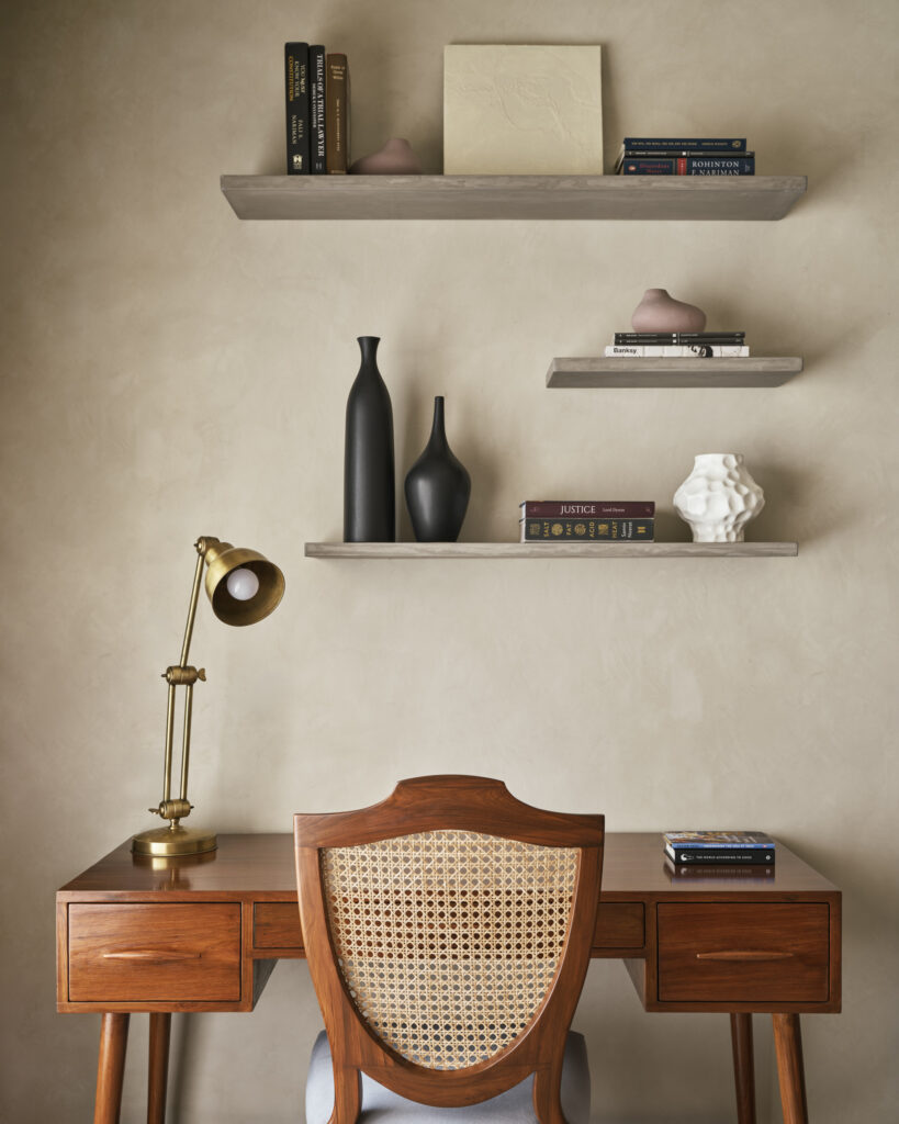 Aashni Kumar Brings Florentine Proportions to The Heritage House, a 1400 Square Foot Mumbai Apartment 5 The Heritage House Aashni Kumar20