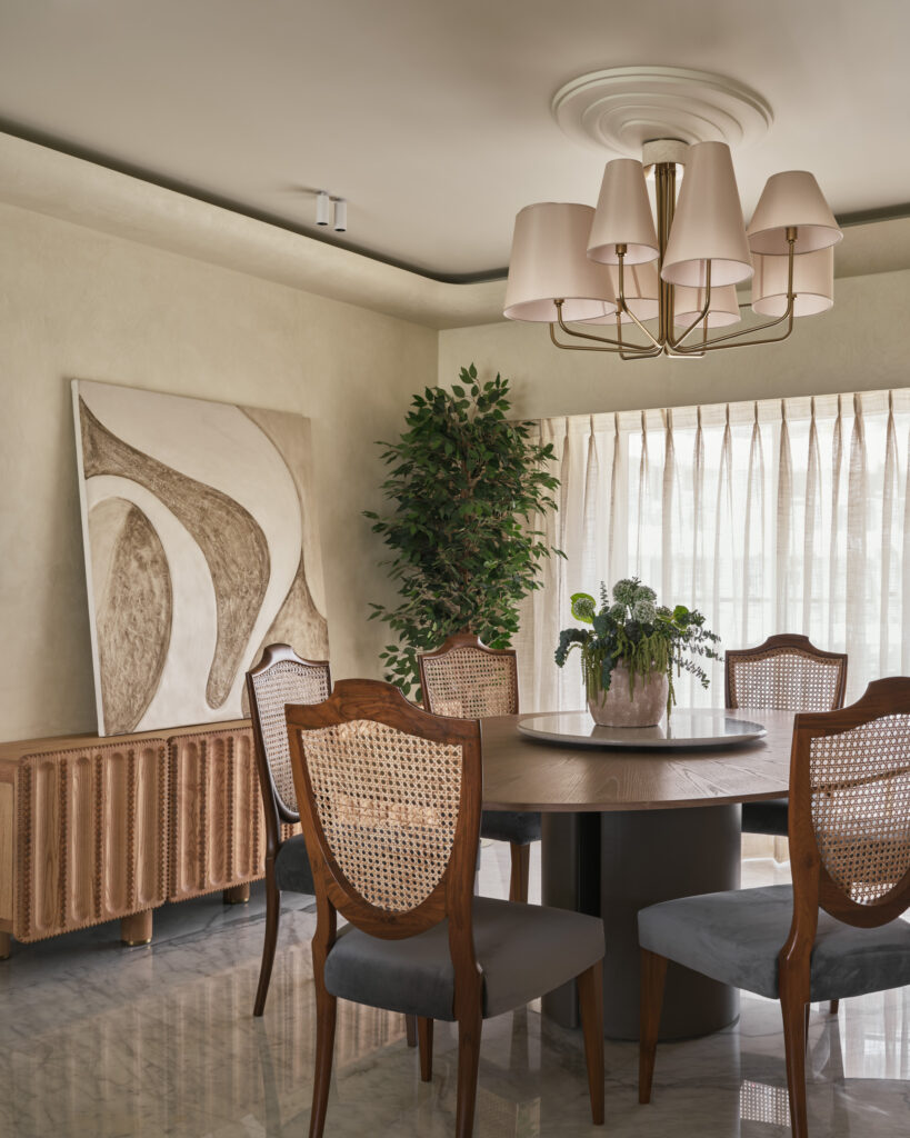 Aashni Kumar Brings Florentine Proportions to The Heritage House, a 1400 Square Foot Mumbai Apartment 7 The Heritage House Aashni Kumar26