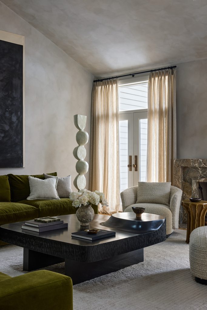 The Art of Living Quietly 1 1. VanessaRome Roslyn KirstenFrancis 68
