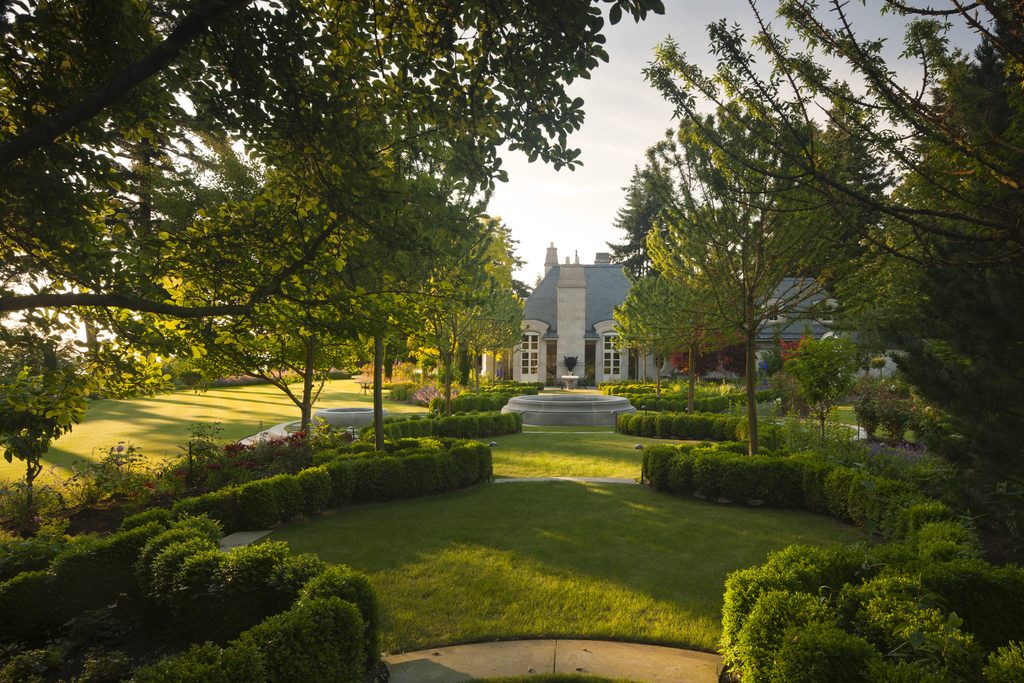 The Luxury of Space: The Art of Landscaping 12 12. EXCLUSIVE TsawwassenBluff 2 NicLehoux