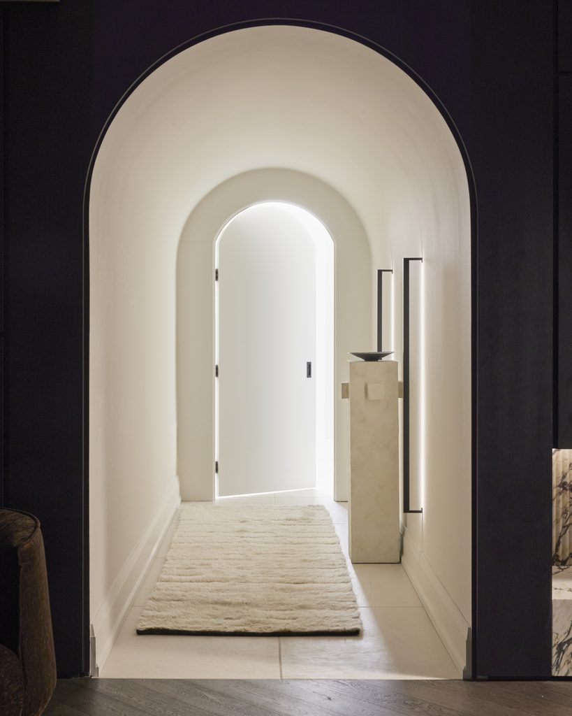 How Worth Interior Design Reimagined a Basement as a Private Members' Club 5 2. LisaWorthxKingCity11198