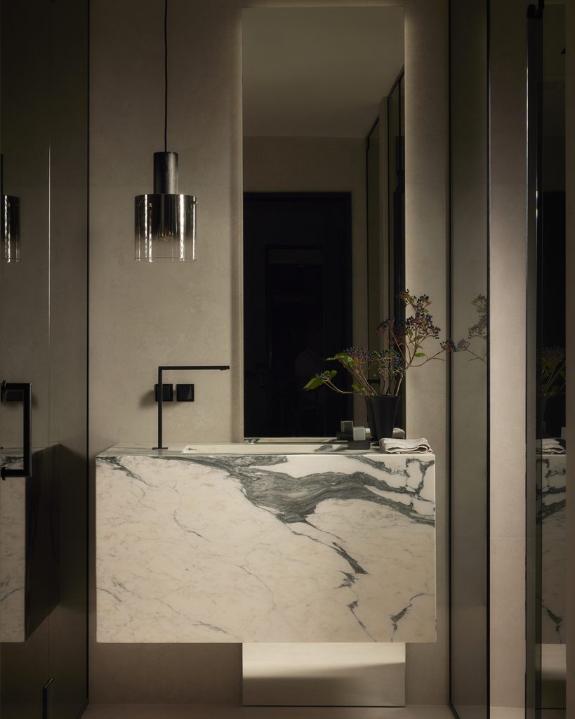 How Worth Interior Design Reimagined a Basement as a Private Members' Club 8 5. LisaWorthxKingCity11292