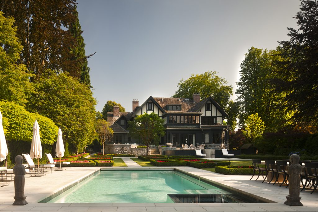 The Luxury of Space: The Art of Landscaping 7 8. EXCLUSIVE Unfolded 2 NicLehoux