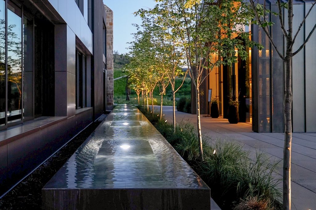 The Luxury of Space: The Art of Landscaping 11 CedarCreekWinery 4 BrettRyanStudios