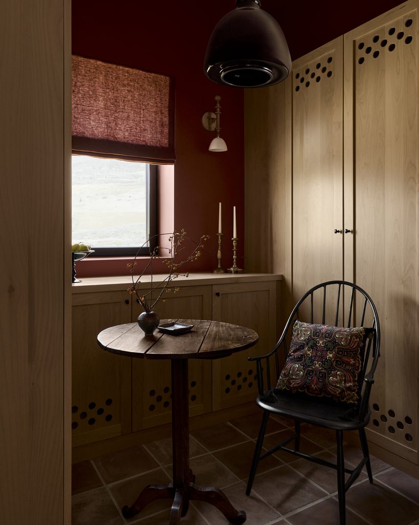 A Different Shade of Mountain Living 5 Pantry