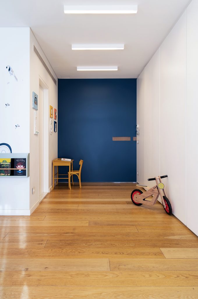 BOLD, BRIGHT, BEIRUT 11 RGA C HOUSE 12