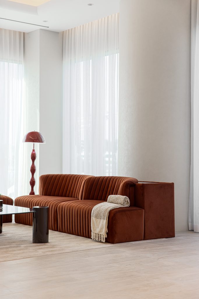 A Study in Contrasts: Kate Kerdi’s Contemporary Apartment in Muscat 5 11. 13 Photo credit Firas Al Raisi 683x1024 1