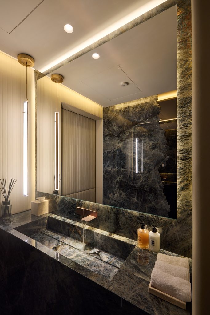 17 Powder Room